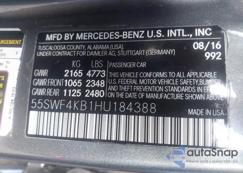 2017 Mercedes-Benz C 300 4Matic z USA, uszkodzony, nr VIN 55SWF4KB1HU184388